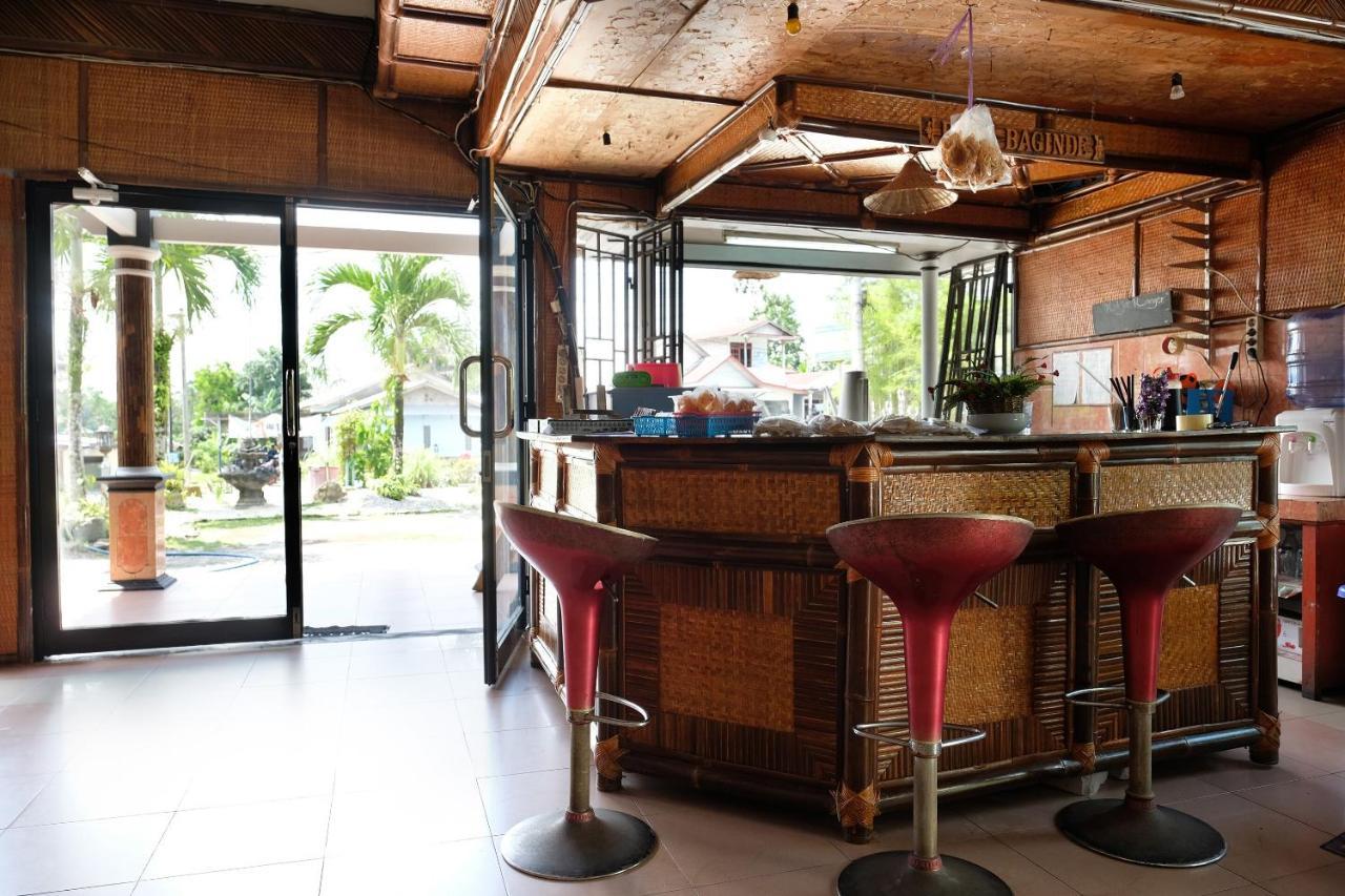 Oyo 2186 Esbe Hotel Syariah Tanjung Pandan Luaran gambar