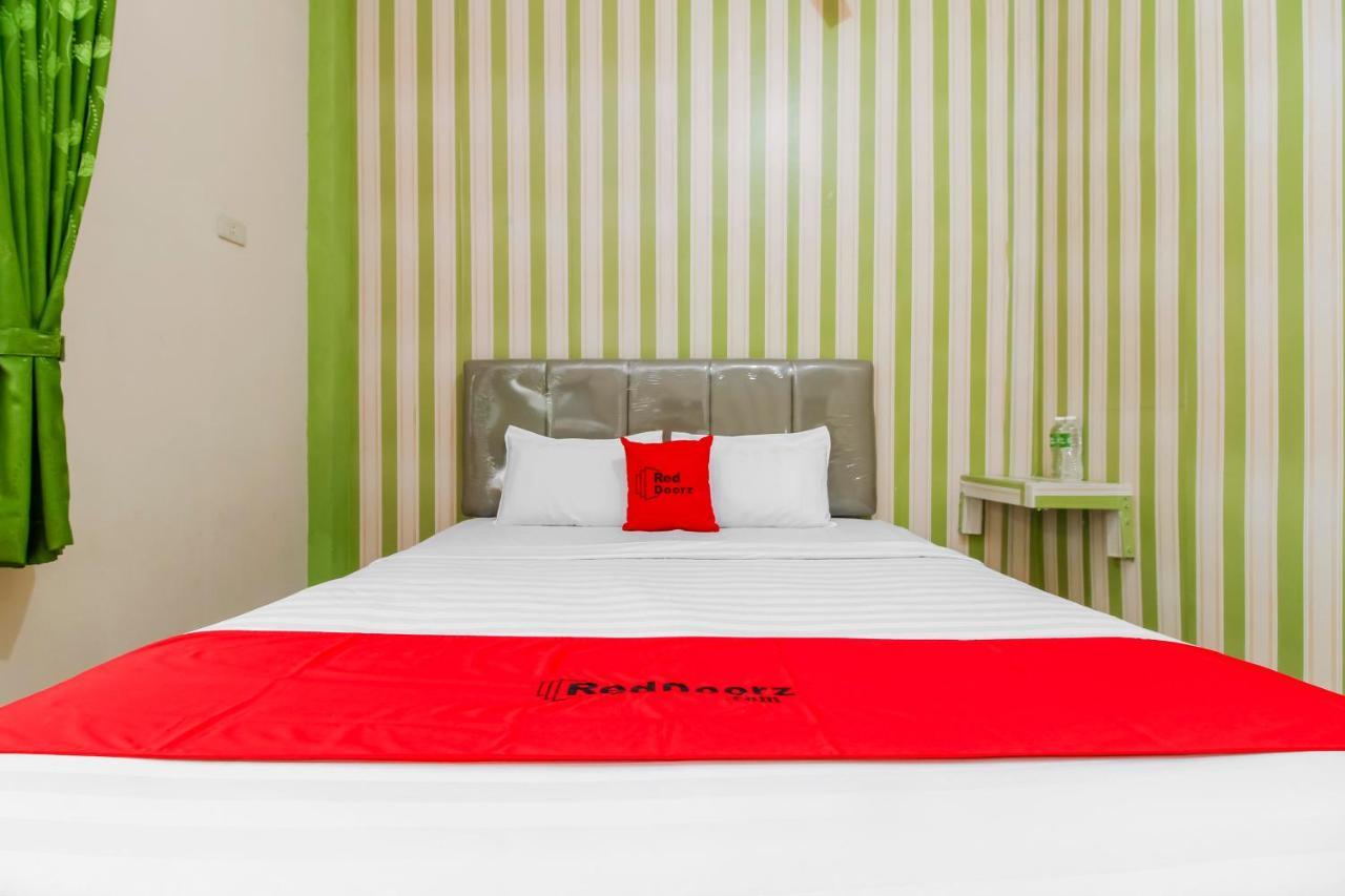 Oyo 2186 Esbe Hotel Syariah Tanjung Pandan Luaran gambar