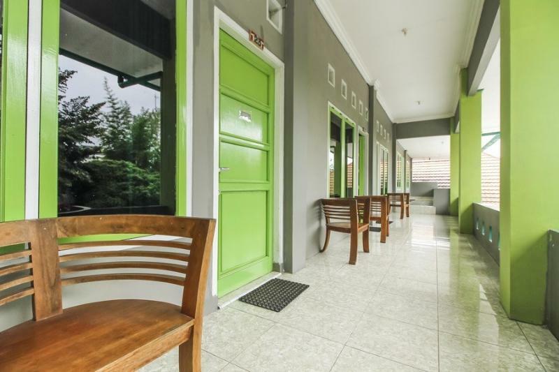 Oyo 2186 Esbe Hotel Syariah Tanjung Pandan Luaran gambar
