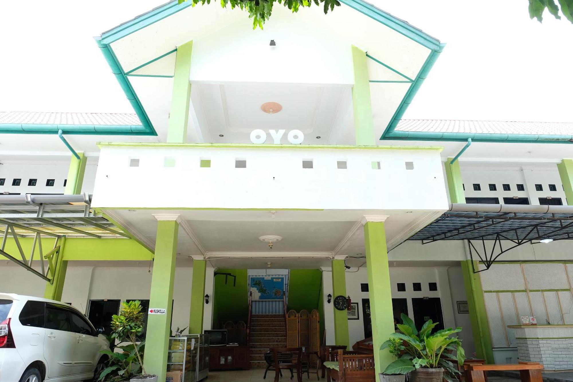 Oyo 2186 Esbe Hotel Syariah Tanjung Pandan Luaran gambar