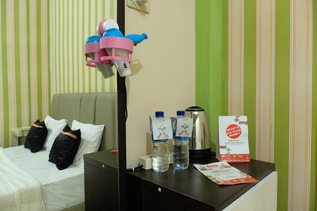 Oyo 2186 Esbe Hotel Syariah Tanjung Pandan Luaran gambar