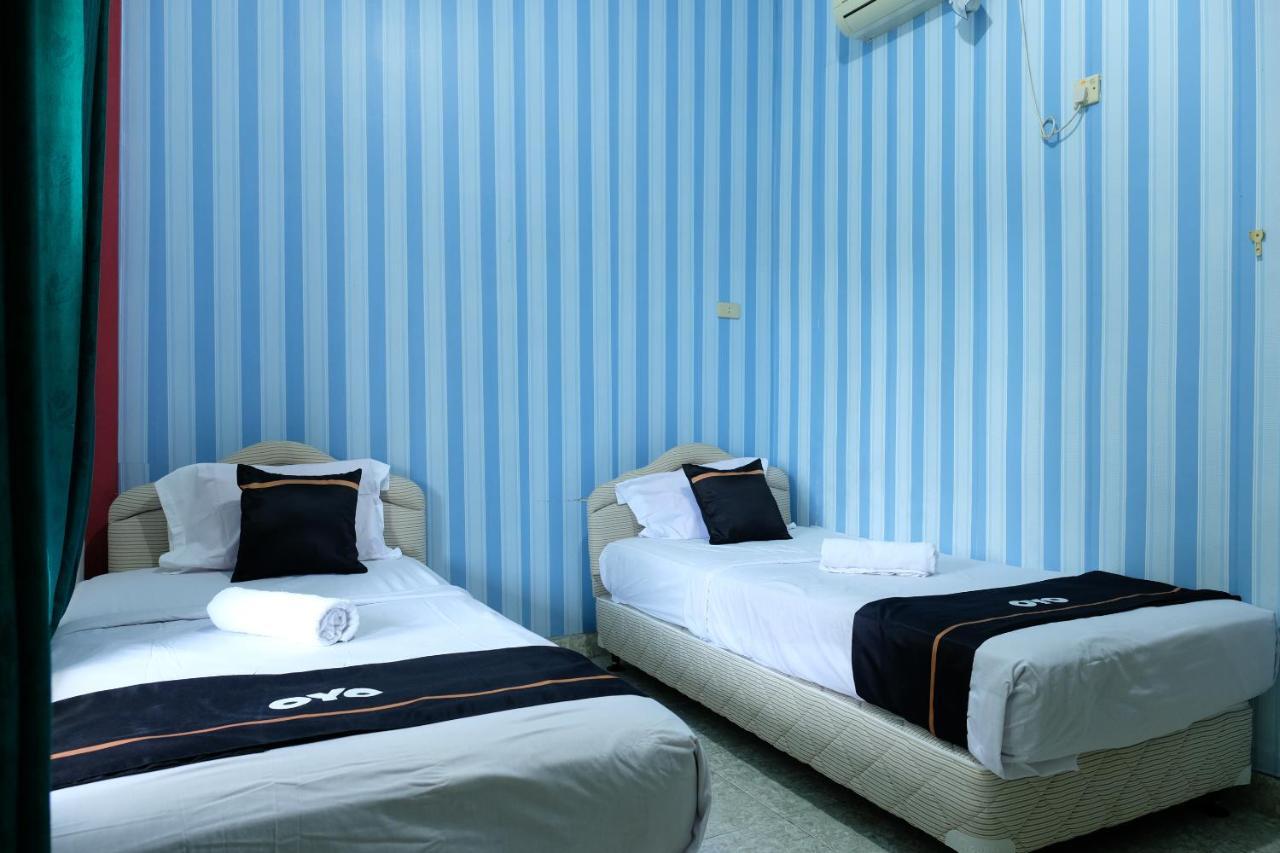 Oyo 2186 Esbe Hotel Syariah Tanjung Pandan Luaran gambar